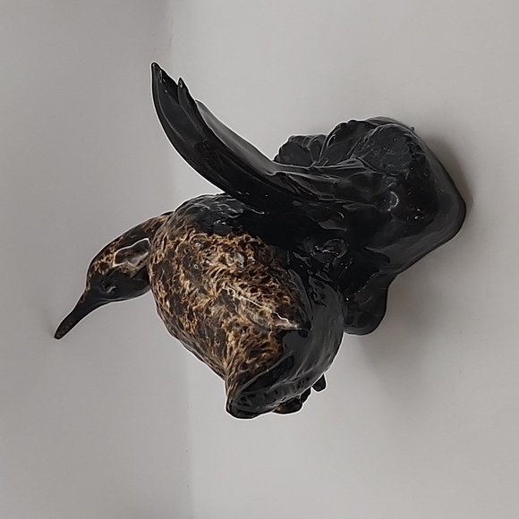 Vintage Speckled Bird w/ Chic Glazed Porcelain Figurine 10" X 8" X 6.5" - Picture 4 of 11